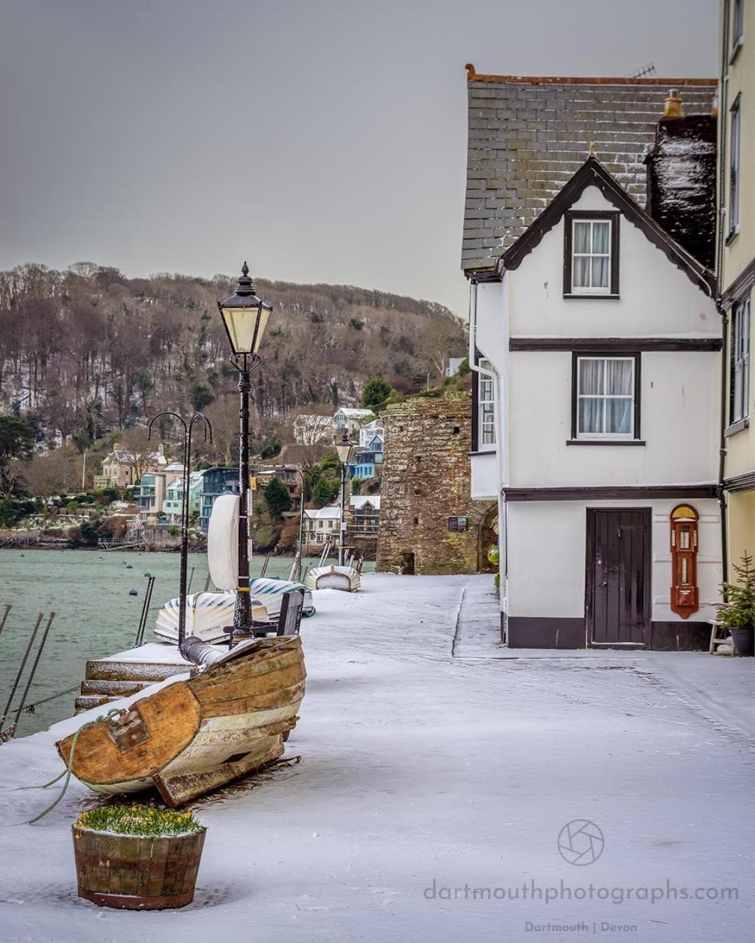 Georgian Duplex Apartments: Heart of Dartmouth Exterior photo